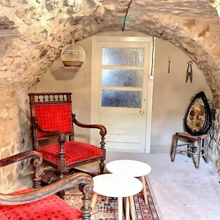Bed & Breakfast D'hotes L'adrienne Chazeaux (Ardeche)