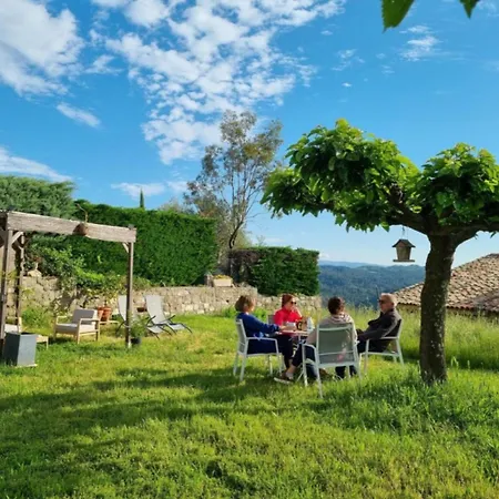 D'hôtes L'adrienne Couette-café Chazeaux (Ardeche)