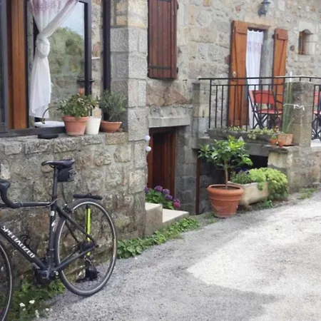 Bed & Breakfast D'hotes L'adrienne 3*